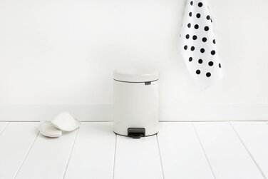 Педаль для сміття 5 л Silent White NewIcon Brabantia