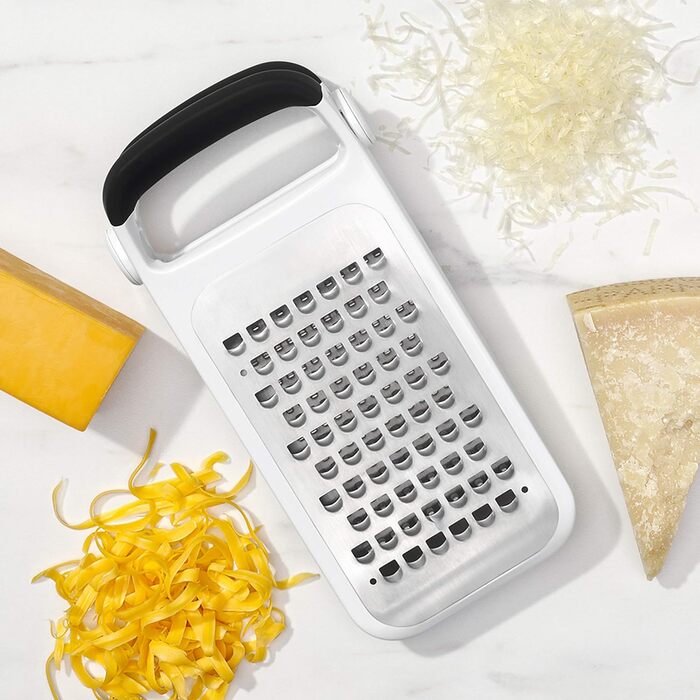 OXO Good Grips Двостороння тертка з контейнером для збору – для овочів та інших продуктів, срібна/чорна