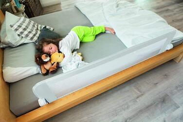 Бортик для ліжка ABUS Eric для немовлят та дітей - захист від випадання для батьківських, дитячих та сімейних ліжок - складаний для подорожей - білий, 150 см (комплект 2 шт.)