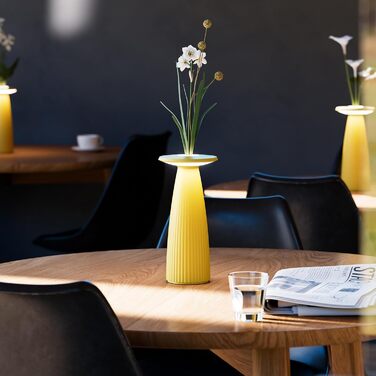 LED-лампа SIGOR Nuflair на акумуляторі з вазою для квітів, 24 см, IP54, 12 годин роботи, сонячно-жовтий колір