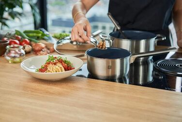 Набір каструль ZWILLING Quadro 5 предметів з нержавіючої сталі, без антипригарного покриття, 4 скляні кришки, підходить для індукційних плит