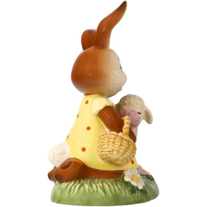 Статуетка Goebel Дівчинка-зайчик - Маленькі ласощі