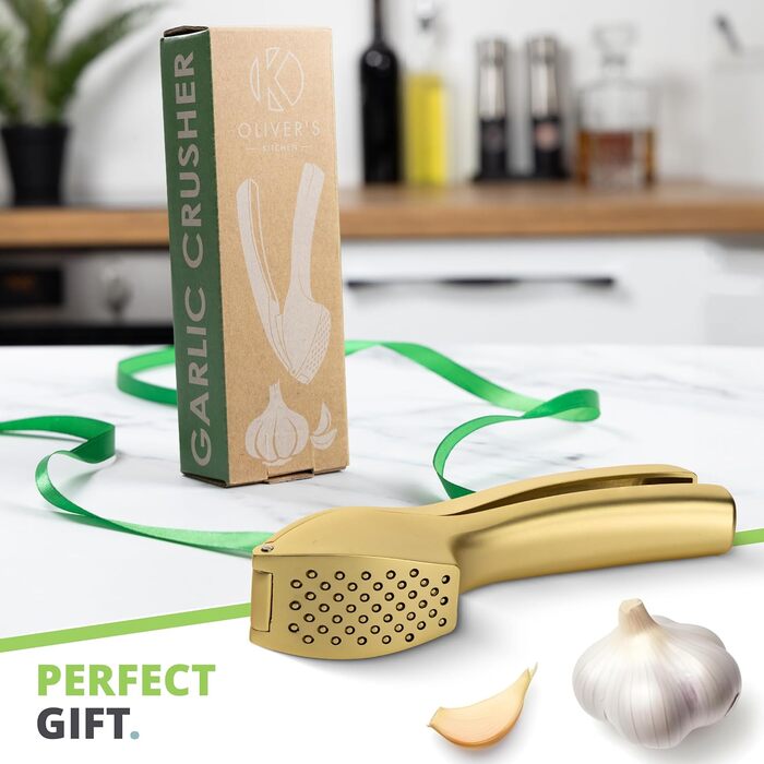 Преміум-прес для часнику Oliver's Kitchen® - зручний та легко миється - подрібнює часник та імбир без проблем (не потребує очищення) - надзвичайно міцний та зносостійкий (матова золота поверхня)