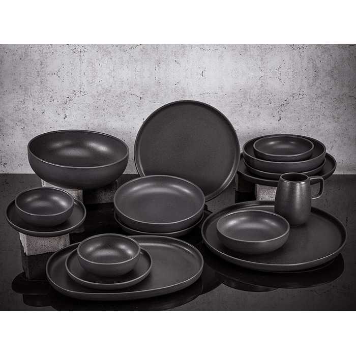 Набір посуду Creatable Uno 22978 16 предметів чорний