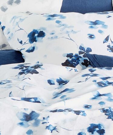 Бавовна, 50 льон, сертифікація Oeko-TEX Standard 100, в т.ч. чохол на подушку 1 x 80 x 80, двостороння постільна білизна з квітковим орнаментом, спинка натурального білого кольору, колір синій (135 x 200 см), 344103, 50