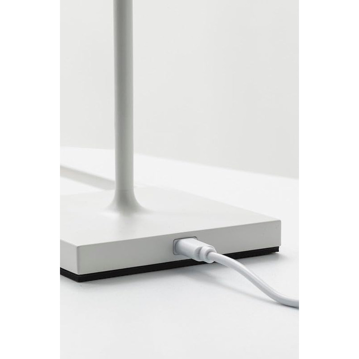 LED-лампа настільна ROSSINI ILLUMINAZIONE Siesta з USB, сенсорне управління, диммування, IP54, для внутрішнього та зовнішнього використання, 37 см, 2.2 Вт, тепле світло 2700K, 200 lm, 9 годин роботи (Чорний)