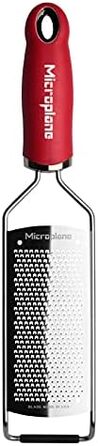 Тёрка Microplane® Fein для сыра, цитрусовых, чеснока, чили, корицы и мускатного ореха с лезвиями из нержавеющей стали - Made in USA (Красный, Тонкая лезвие)