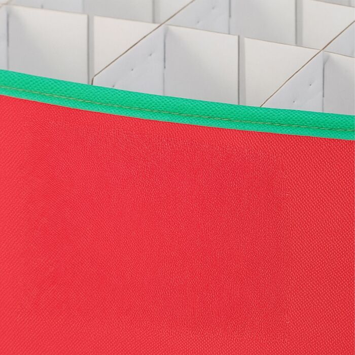 Коробка для зберігання новорічних кулі