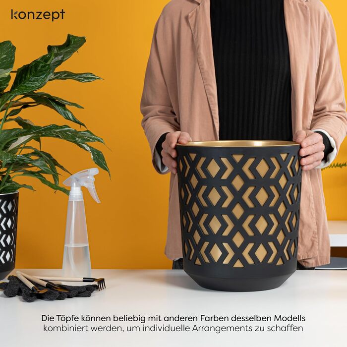Квітчанка KONZEPT 30 см, 12 л, пластик, для дому та балкону, чорно-золота