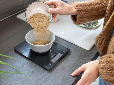 Кухонні ваги Soehnle Page Comfort Mosaic, цифрові, з великою платформою, до 10 кг, точність 1 г, з функцією тарування