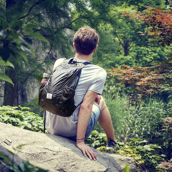 Надлегкий рюкзак Naturehike, водонепроникний рюкзак для піших прогулянок, невеликий рюкзак, міцний, зручний, складаний, ідеально підходить для скелелазіння, кемпінгу ,велоспорту (сірий, 25 л)