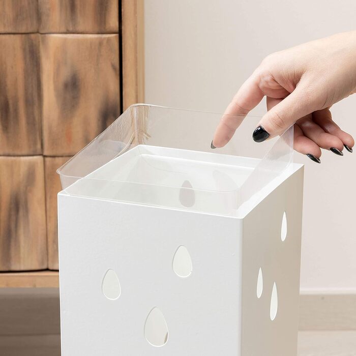 Підставка для парасольки Baroni Home з металу, біла, з декоративним різьбленням, з гачками та знімним піддоном для води - для дому та офісу, 15,5x15x49 см