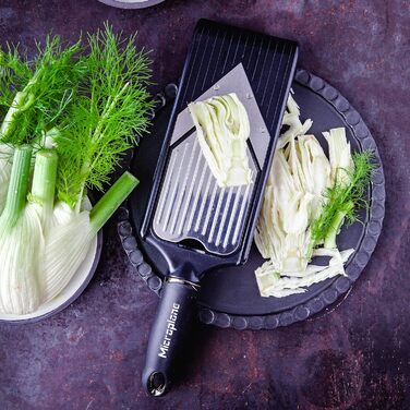Мікроплан Регульований овочевий тертки з V-подібною та жульєнівською насадкою, з нержавіючої сталі, з захистом пальців