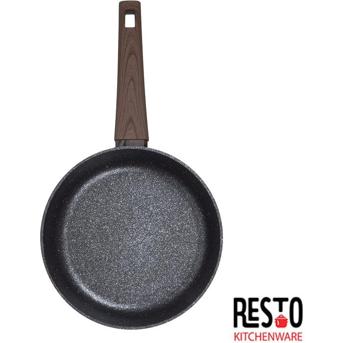 Сковорода RESTO 24 см Кована алюмінієва сковорода з чотиришаровим антипригарним покриттям та ергономічною ручкою з м'яким покриттям під дерево