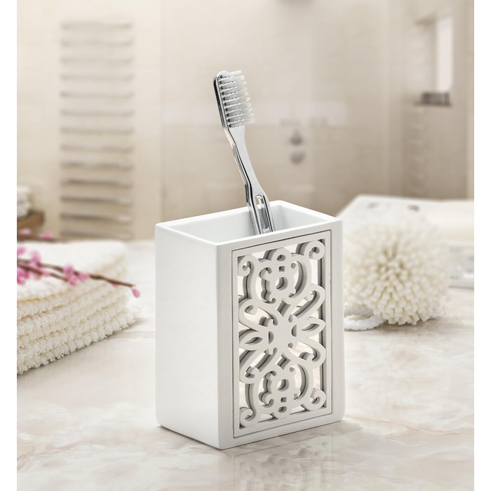 Набір аксесуарів для ванної кімнати Creative Scents – білий та сірий. 4 предмети: дозатор для мила, мильниця, тримач для зубних щіток, чашка.