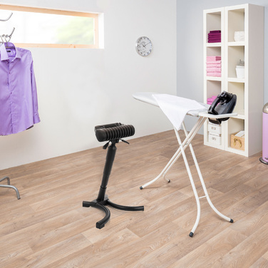 Крісло для роботи TOP WORK 33 PU чорного кольору з пінопластовим наповнювачем, металевим каркасом та регульованою висотою. hjh OFFICE