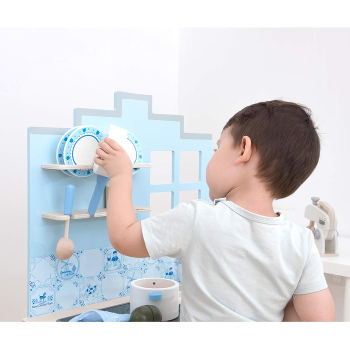 Новий кухонний куточок Classic Toys 11065 - Модерн з варильною поверхнею, Multi Color (Delft Blue)