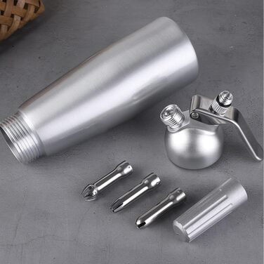 Дозатор для вершків 250 мл з 3 насадками з нержавіючої сталі та щіткою, 0,25 л. Алюмінієвий дозатор для гарячих та холодних вершків, збиті вершки, соуси