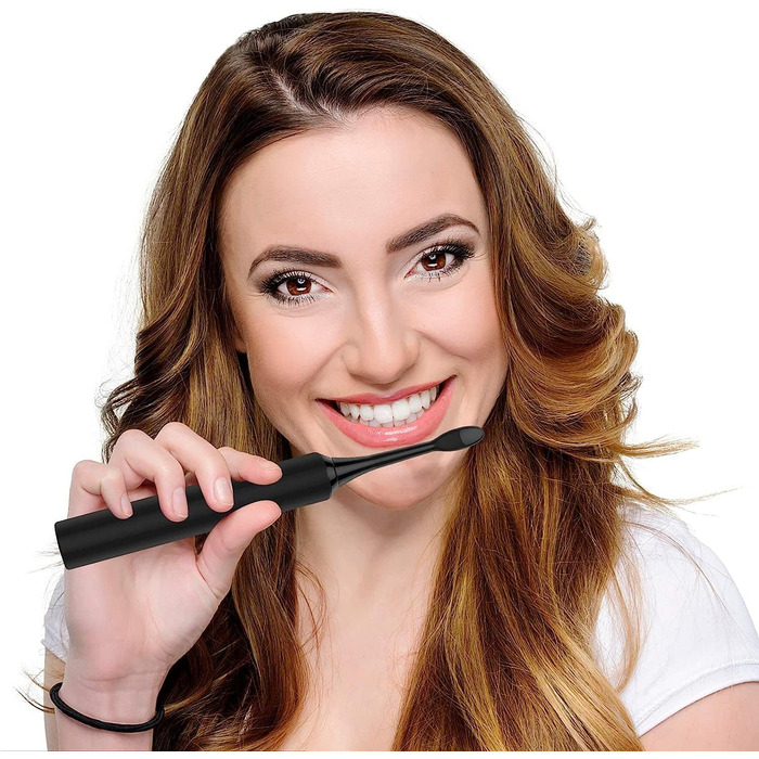 Електрична зубна щітка Lächen RM-H9, набір з 2 шт. (біла та чорна) + 10 насадок, 5 режимів, з кейсами для подорожей