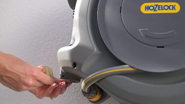 HOZELOCK Автоматичний шланг на котушці Auto Reel 40 м: автоматичне змотування, проста установка. В комплекті: шланг-розпилювач, з'єднувачі, 40 м шланга Hozelock та кріплення. 5 років гарантії [2595R0000] (45 x 49 x 28.4 см)