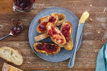 Мультифурна Russell Hobbs Airfryer Express 20л (5-в-1: фритюрниця, міні-піч, гриль, тостер, підігрів) з фритюрним кошиком, дека та решіткою для грилю