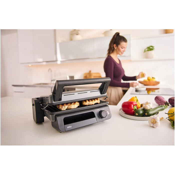 Електричний гриль Braun MultiGrill 7 CG7020: 3-в-1 (контактний гриль, BBQ, духовка), 2000W, велика поверхня (12 бургеров), чорний