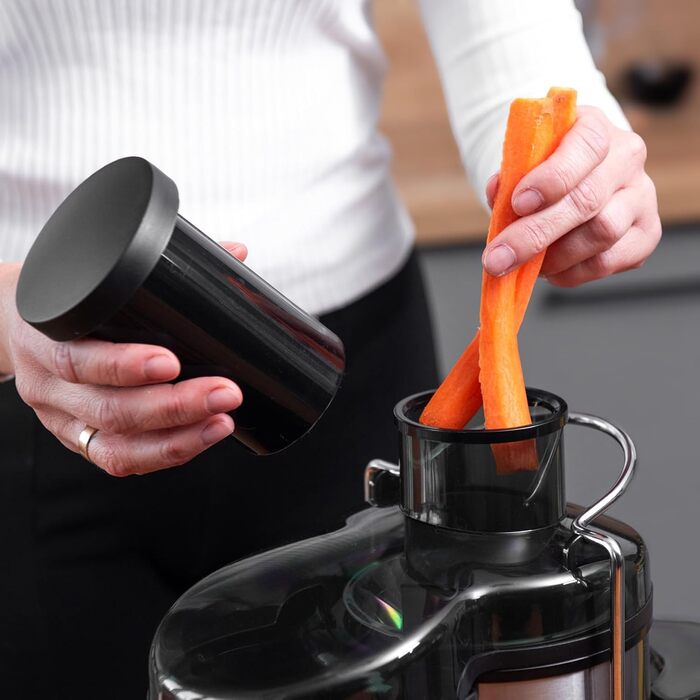 Електрична соковитискачка Lehmann: соковиті напої з овочів та фруктів, 2 швидкості, нержавіюча сталь, 1,5л контейнер для жмиху, 450мл контейнер для соку