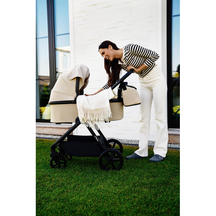 Дитяча коляска MoMi GISELLE 2 в 1 комбінована, сіра, з функцією візка, 5-точкова система безпеки, від народження до 22 кг, з корзиною для покупок, матрацом, дощовиком та пеленатором