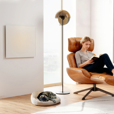 Електричний обігрівач HOMCOM з настінним кріпленням, інфрачервоний, енергозберігаючий, з термостатом, таймером, пультом дистанційного керування та захистом від перегріву.