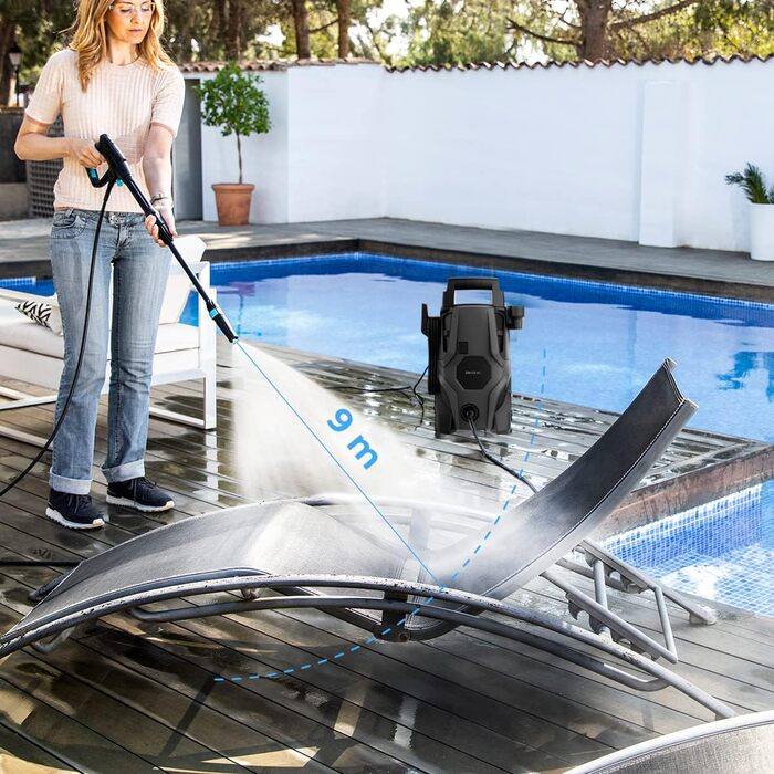 Мийка високого тиску Cecotec HydroBoost 1400 Essential: 1400 Вт, для дому, саду та авто, 105 бар, 426 л/год, алюмінієвий насос, радіус дії 9 м, багатокольорова, 1 насадка + пляшка для миючого засобу