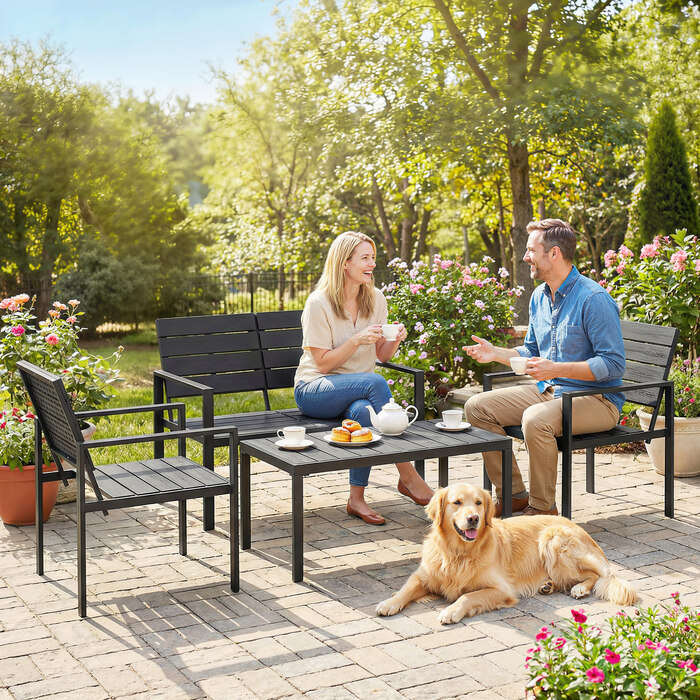 Набір садових меблів для 4 осіб: лаунж-зона з двомісним диваном, 2 кріслами та журнальним столиком. Ламелевий дизайн, колір – чорний.