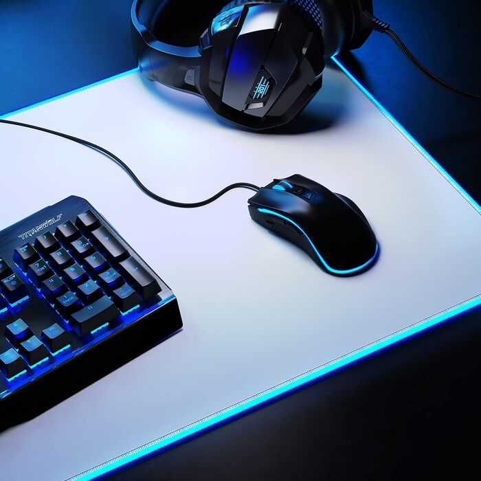 Кисмет TITANWOLF XXXL RGB килимок для миші – 1200 x 600 мм, LED, 7 кольорів, 4 режими, для геймінгу, гумовий, миється (білий)