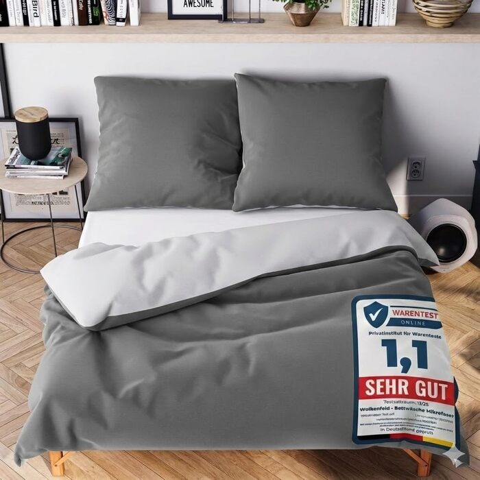 Комплект постільної білизни Wolkenfeld 135x200 см – сірий (світло-сірий/темно-сірий), м'який, без прасування, сертифікат ÖKO-TEX, мікрофібра. В комплекті: простирадло 135x200 см + наволочка 80x80 см сірого кольору.