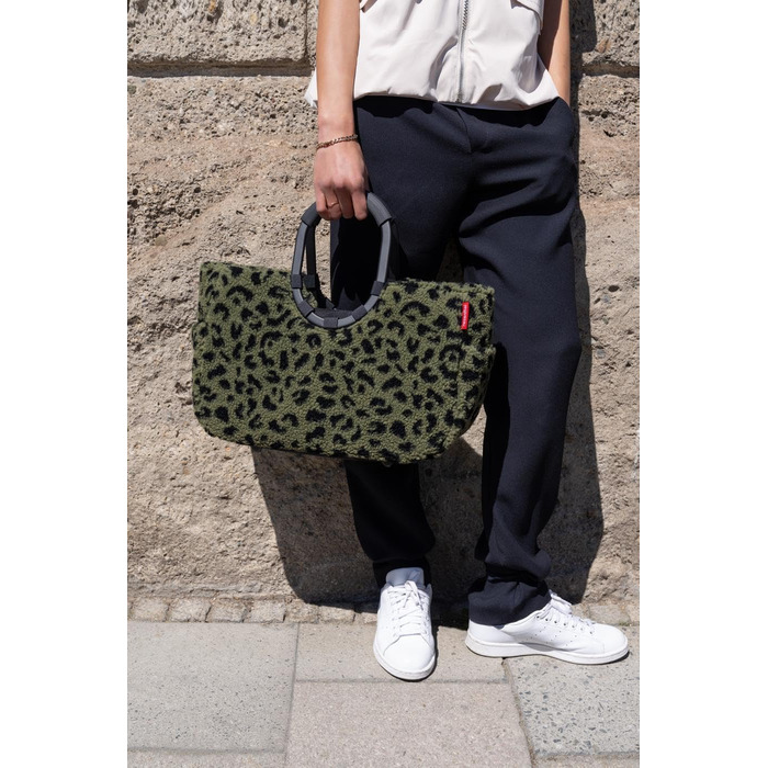 Сумка-шопер Reisenthel Loopshopper Teddy Leo Olive – з міцних перероблених PET-пляшок, практичні кишені
