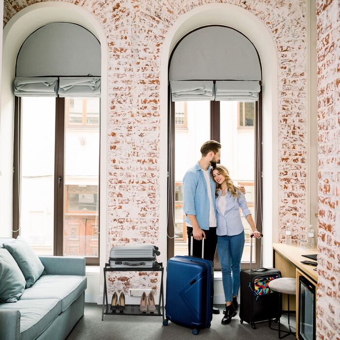 Підставка для валізи з бамбука Relaxdays чорного кольору