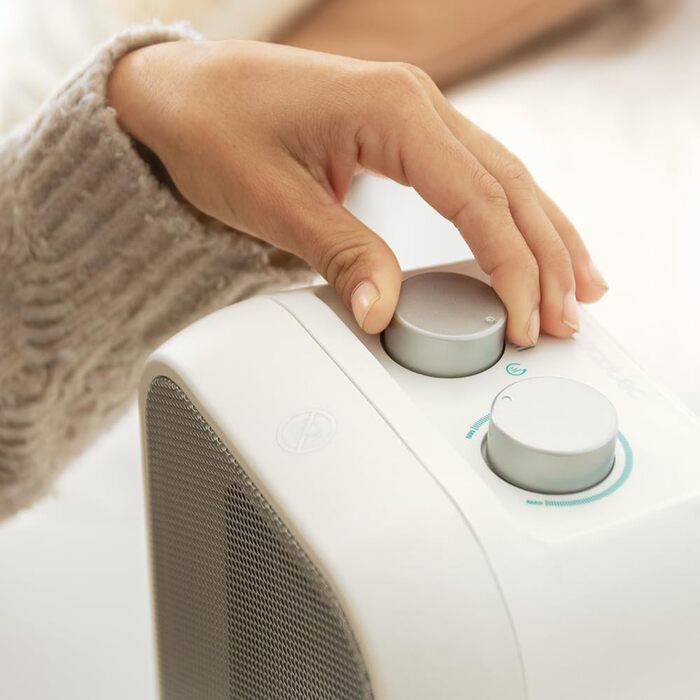 Обігрівач настільний Cecotec ReadyWarm 1500 Max Ceramic Rotate - керамічний, 1500 Вт, з регулюванням температури та 3 режимами, площа обігріву 15 м²