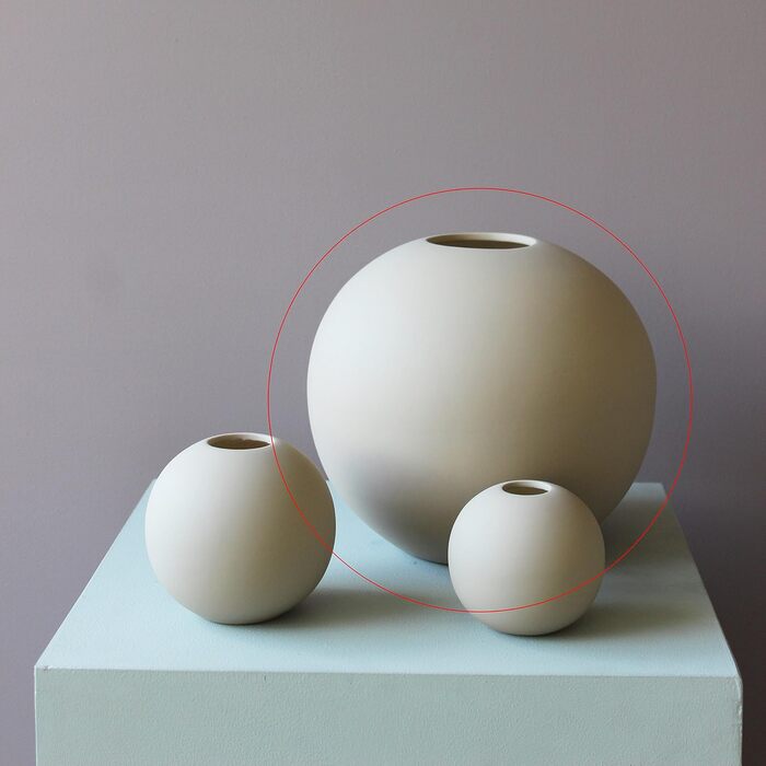 Ваза для квітів Cooee Design Ball 20см, пісочний колір