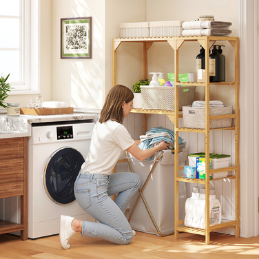 Поличкова система для пральної машини, з кількома відкритими відділеннями, для білизни та аксесуарів, виготовлена з бамбука.