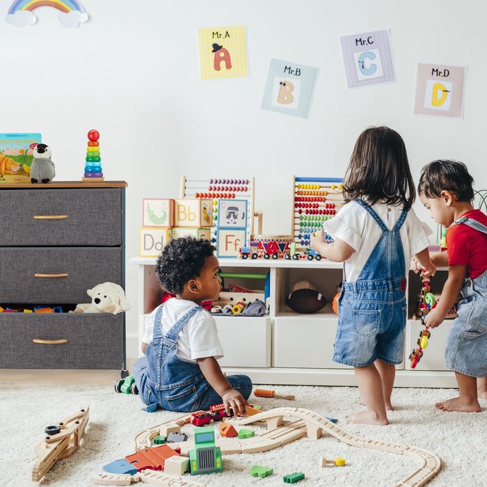 Шафа-тумбочка Relaxdays на колесах