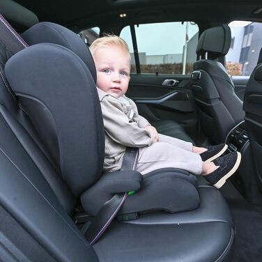 Автокрісло Deryan Charlie i-Size 100-150 см, 9-36 кг, 3.5-12 років, Чорне - з ременями безпеки, регульований підголівник, бічний захист