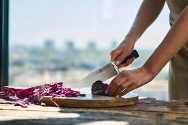 Ніж кухарський ZWILLING Vier Sterne, 20 см, нержавіюча сталь, пластикова ручка