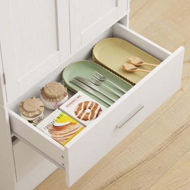 Кухонна шафа 159 см з регульованими полицями та 2 висувними ящиками, ідеально підходить для кухні або їдальні. Виготовлена з ДСП та МДФ, колір – білий.