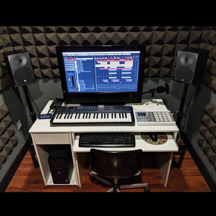 Акустична система Woxter Dynamic Line DL-410 BT: 150W, Bluetooth, дерево, сабвуфер, 4 вуфери, 2 твітери, 3.5mm, RCA, регулювання басів, висот та гучності, чорний колір