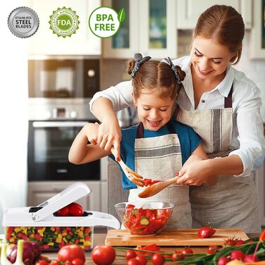 Багатофункціональний набір для нарізки овочів 22-в-1: спіралізатор, тертка, нарізач цибулі та картоплі, з контейнером 1.2л та друшляком (білий)