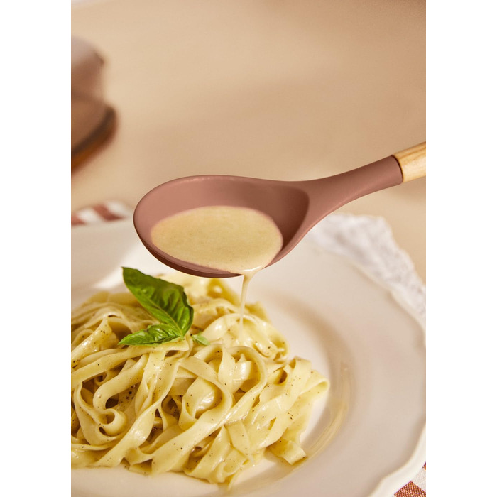 Набір кухонних аксесуарів 11 предметів, кремово-білий, силікон та бука, BPA-free, стійкий до 230°C