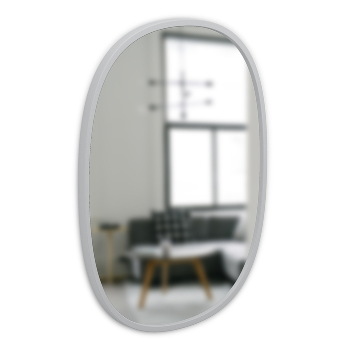 Маточина овального дзеркала 45 х 60 см сіра Umbra