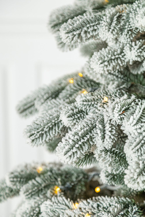 Ялинка лита 'Ковалівська' ЗАСНІЖЕНА LED (золотий - білий) 2,50м