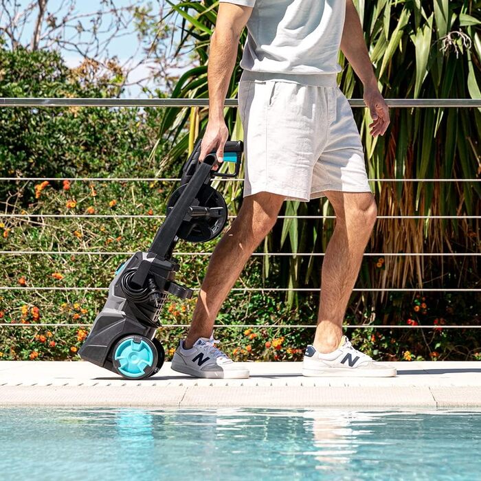 Мийка високого тиску Cecotec HydroBoost 2400 AdvanceCleany 180 бар, 2000 Вт, алюмінієва помпа, 480 л/год, для дому, саду та авто + 2 насадки, флакон для мила