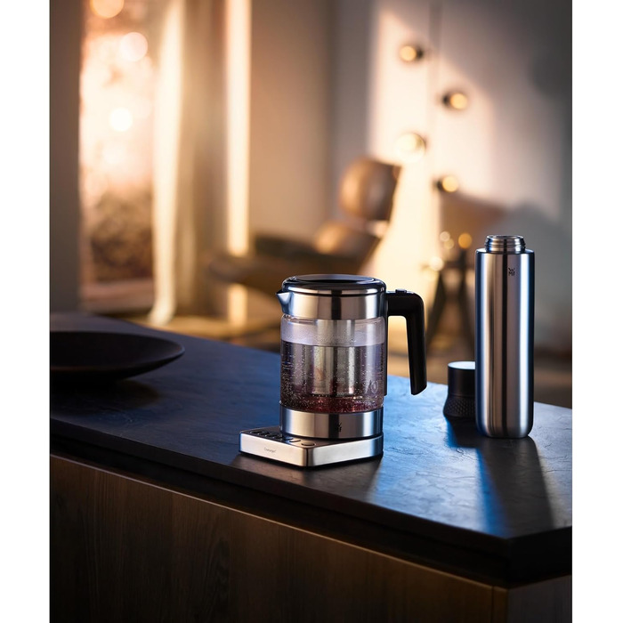 Електричний чайник-заварник WMF Küchenminis 2 в 1 з регулюванням температури, 1 л, 1900 Вт, скло, з тримачем для чайних пакетиків та ситом