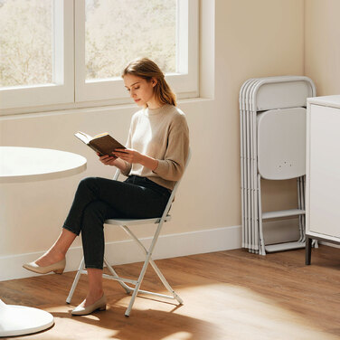 Набір з 6 розкладних стільців, складані стільці з дренажними отворами, сталевий каркас, універсальне застосування, білий